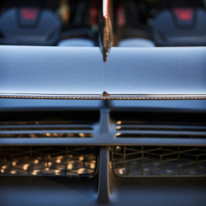 這不只是任性吧？Bugatti Divo Lady Bug 耗時兩年打造，光烤漆就比棟樓還貴！