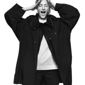 台灣販售預告｜萬惡極簡大師 Jil Sander 又將襲來！ UNIQLO 全新 +J 2021 春夏聯名系列即將開賣！