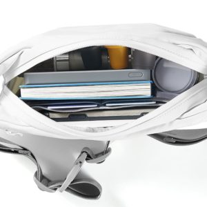 歐日熱銷話題不斷！每個人都該有一個硬殼包！ TAJEZZO缺貨包款再推年度限量潮搭新色！