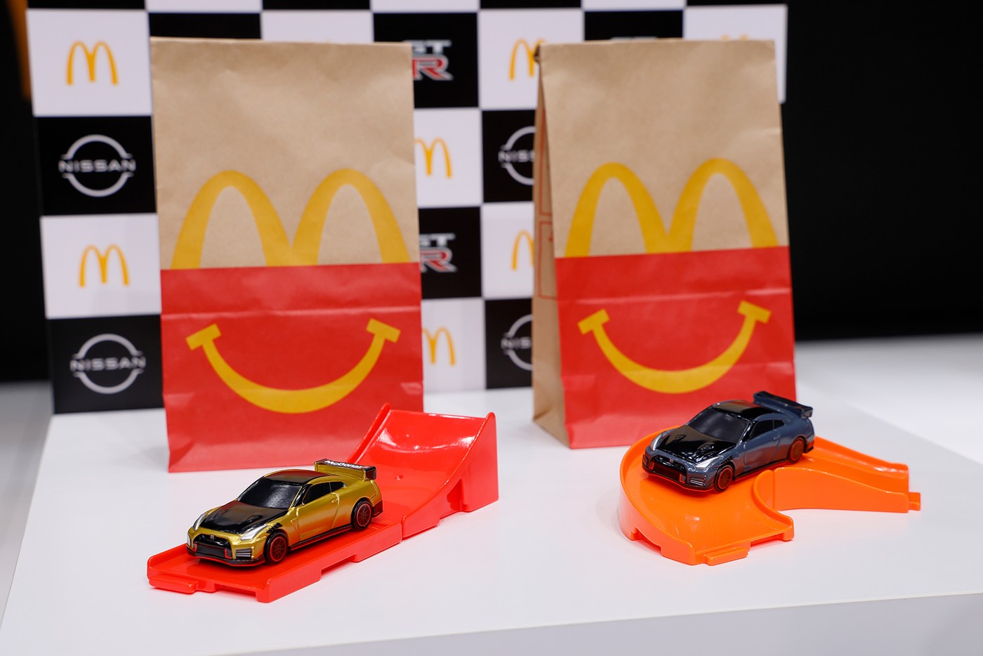 AE86 回家洗洗睡！麥當勞 GT-R 聯名車款本月底釋出！