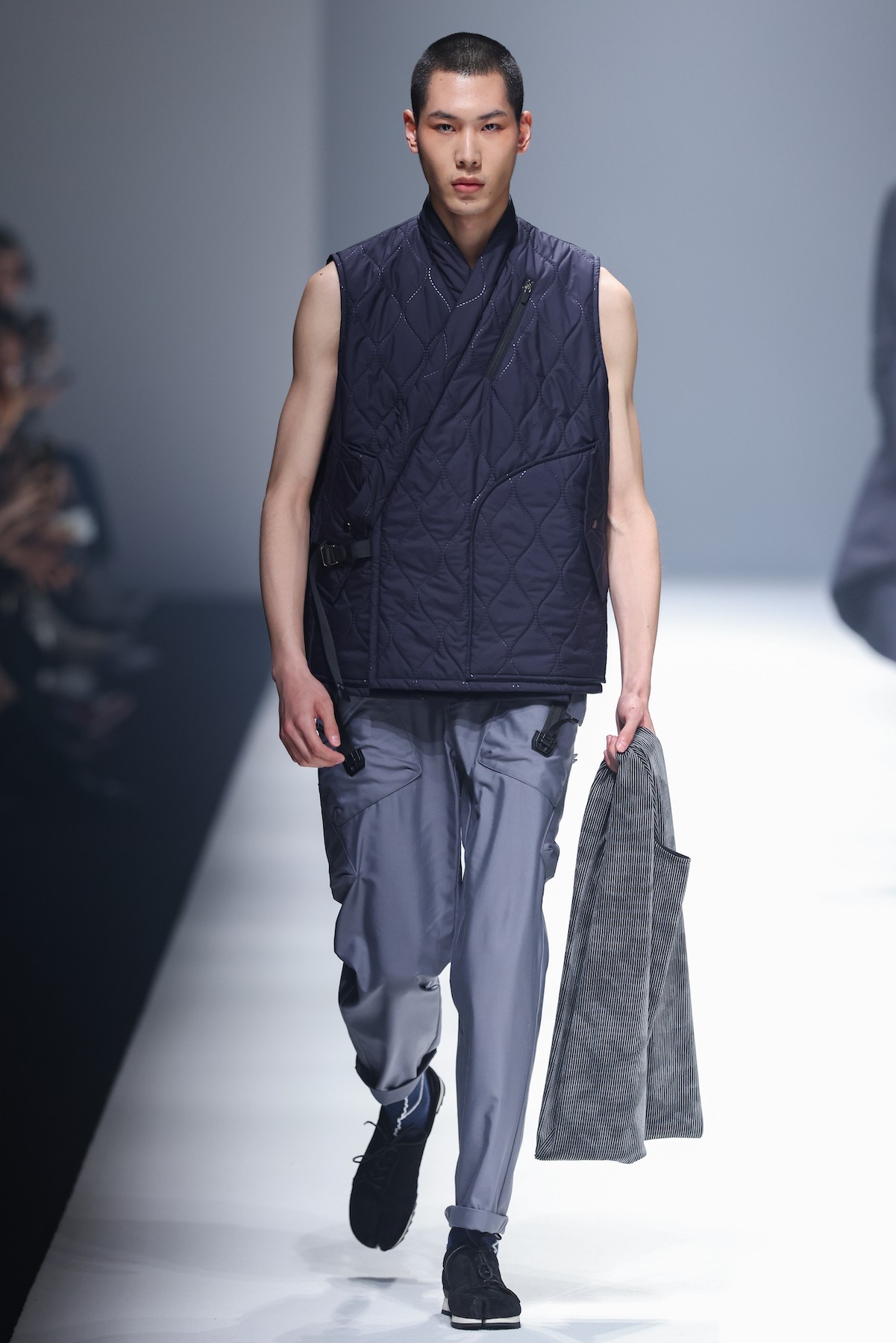 良工鍛鍊凡幾年，鑄得寶劍名龍泉－台灣服裝品牌 oqLiq 發佈 2021 秋冬系列