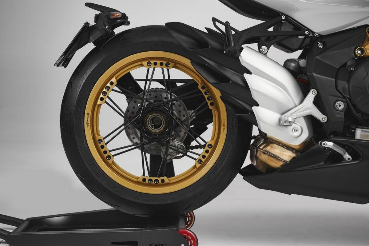 不只是藝術品！MV Agusta Superveloce S 正式發表