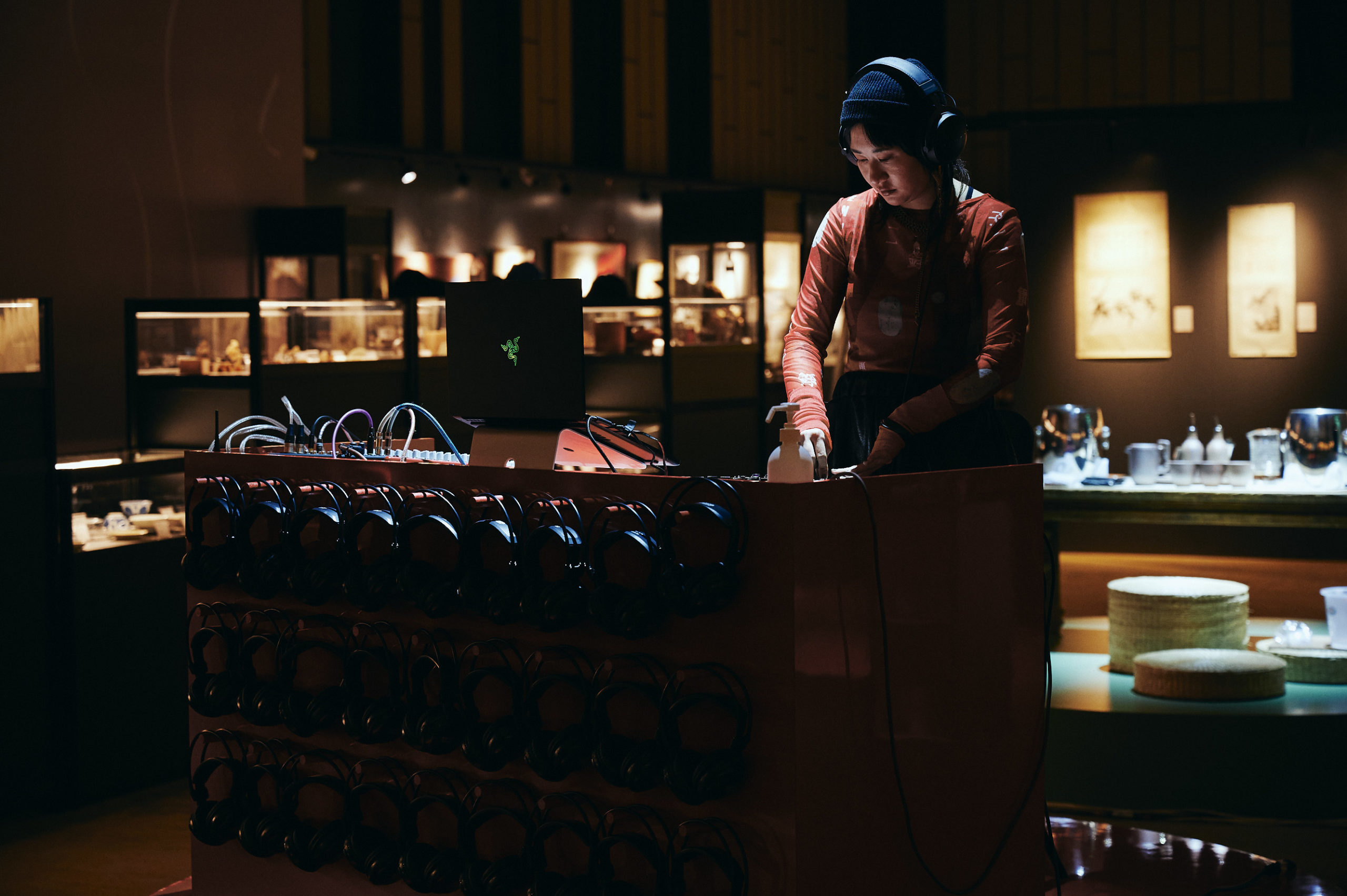 顛覆以往！丁春誠 x 沐春堂「自說對話」藝術展，結合全新創意實踐穿梭古今！