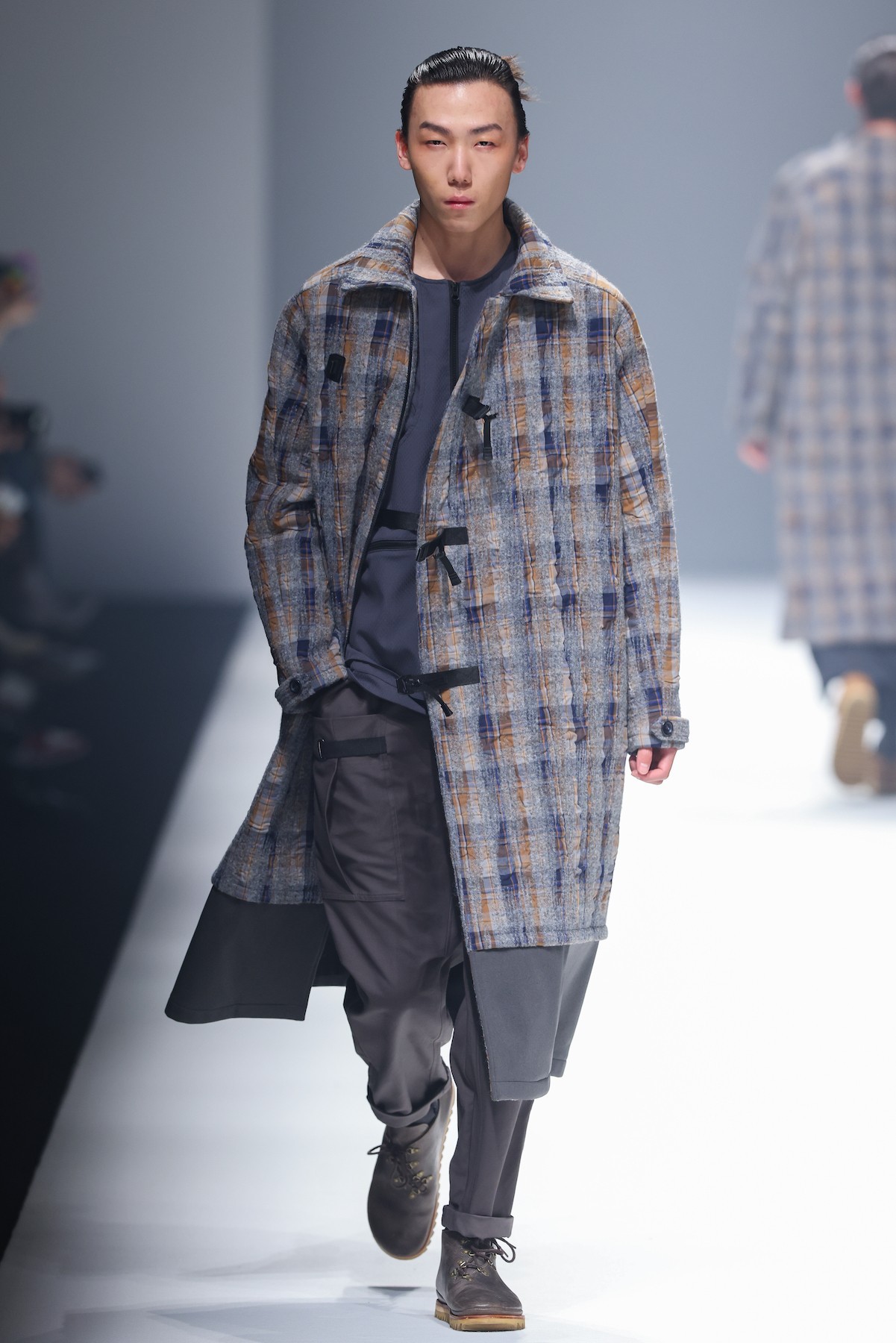 良工鍛鍊凡幾年，鑄得寶劍名龍泉－台灣服裝品牌 oqLiq 發佈 2021 秋冬系列