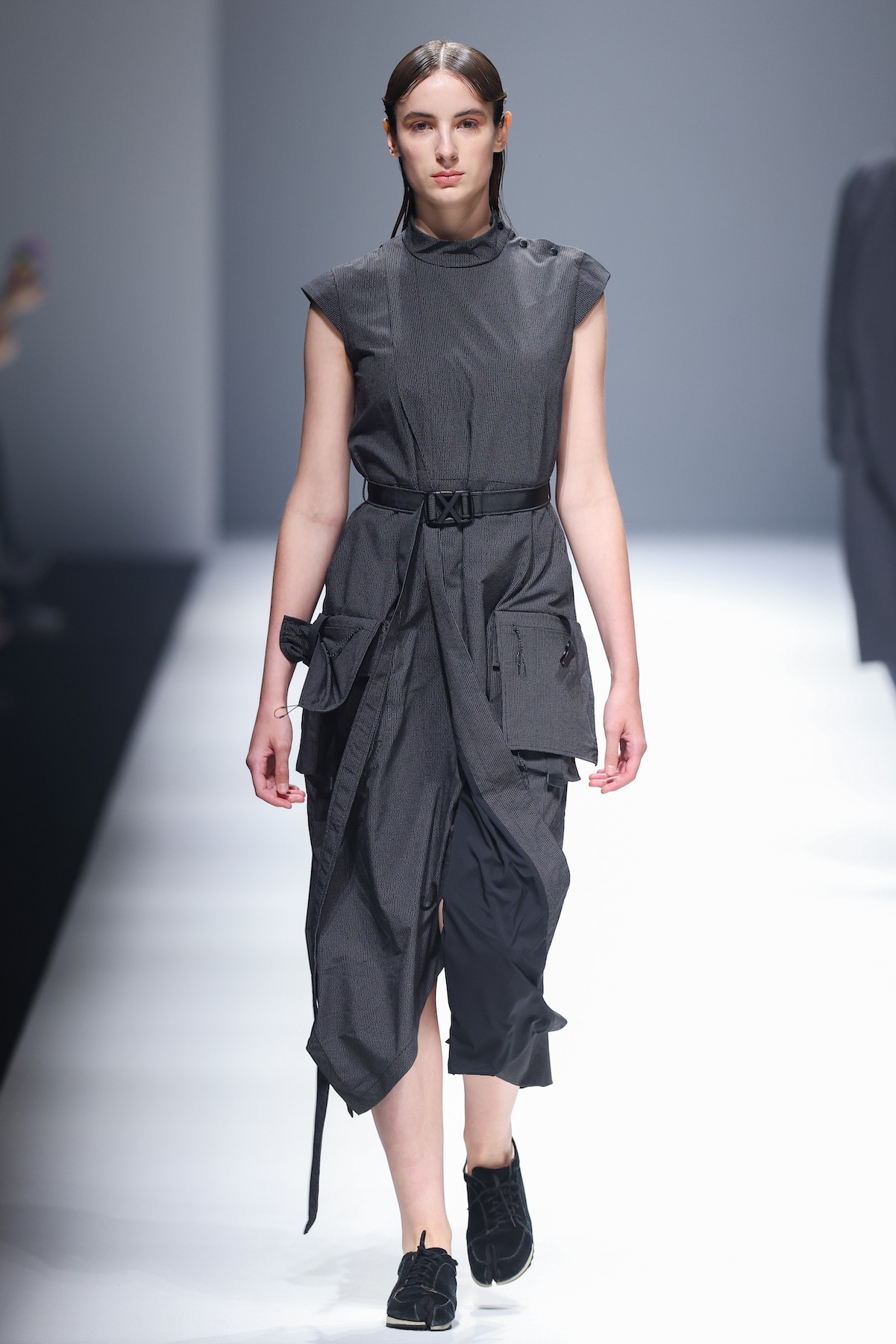 良工鍛鍊凡幾年，鑄得寶劍名龍泉－台灣服裝品牌 oqLiq 發佈 2021 秋冬系列