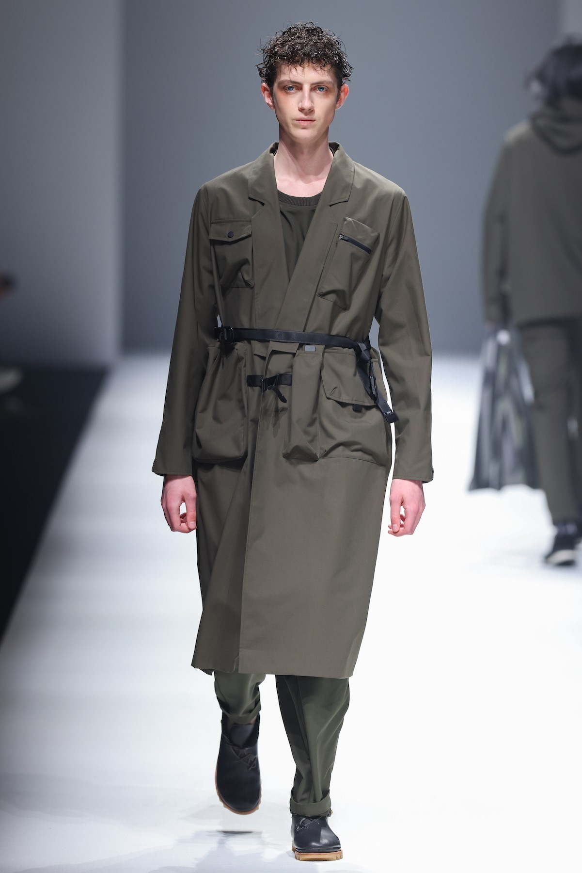 良工鍛鍊凡幾年，鑄得寶劍名龍泉－台灣服裝品牌 oqLiq 發佈 2021 秋冬系列