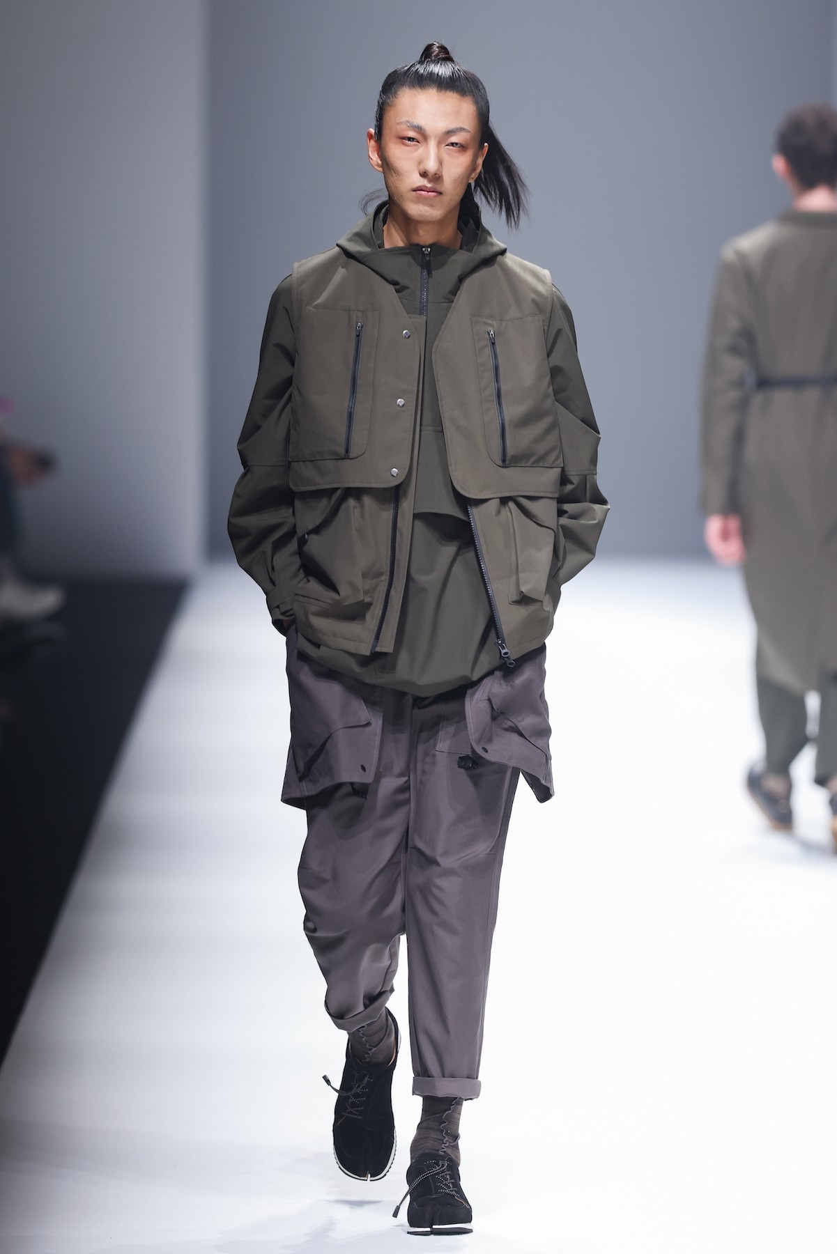 良工鍛鍊凡幾年，鑄得寶劍名龍泉－台灣服裝品牌 oqLiq 發佈 2021 秋冬系列