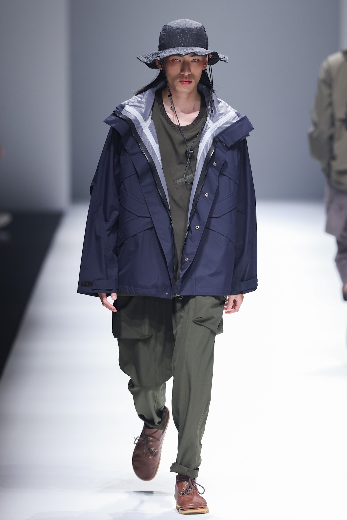 良工鍛鍊凡幾年，鑄得寶劍名龍泉－台灣服裝品牌 oqLiq 發佈 2021 秋冬系列