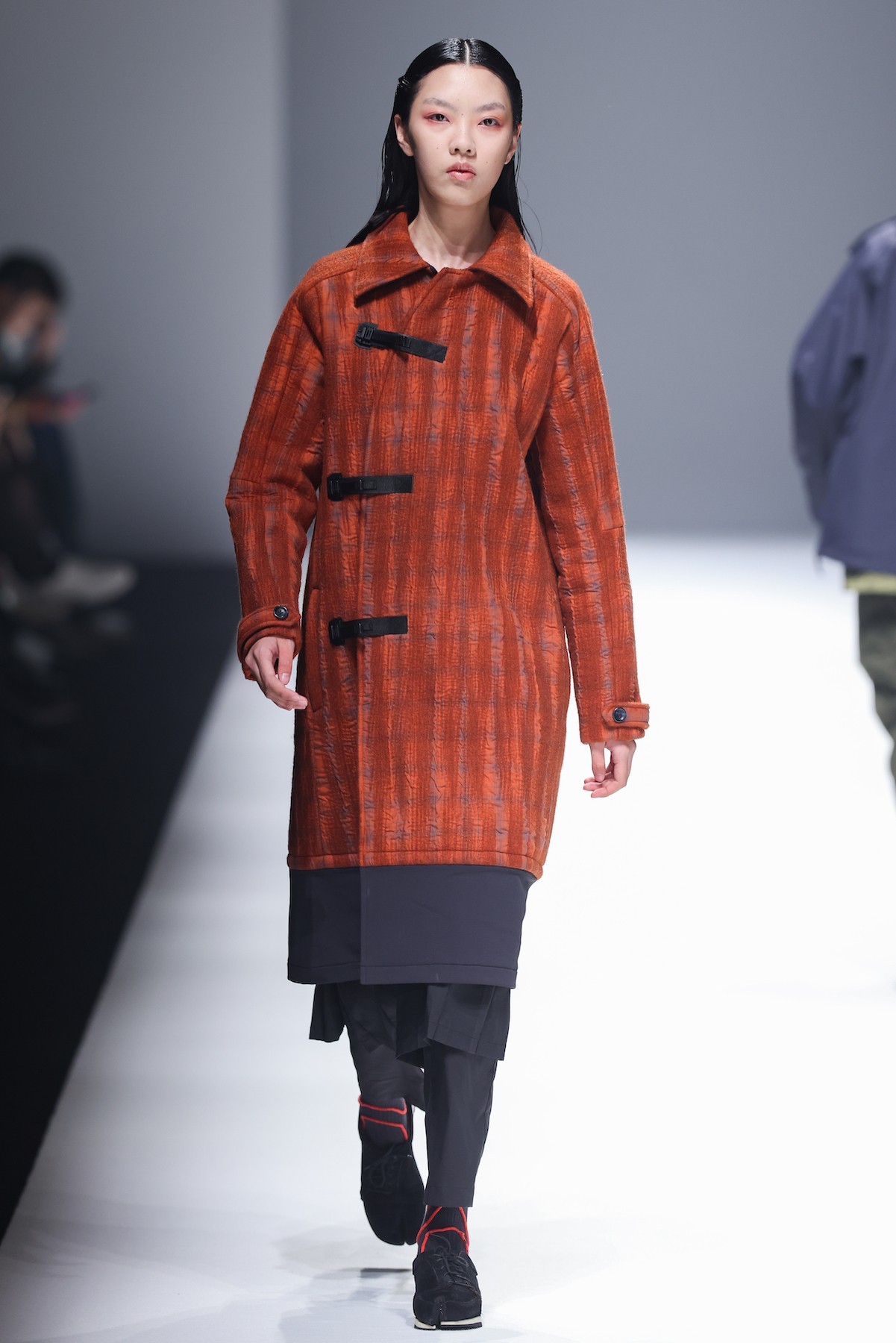 良工鍛鍊凡幾年，鑄得寶劍名龍泉－台灣服裝品牌 oqLiq 發佈 2021 秋冬系列