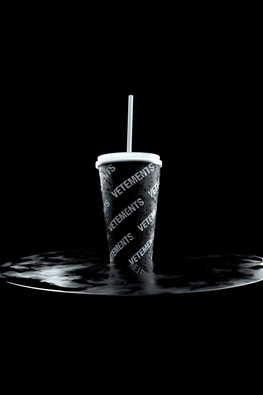 麥當勞聯名？Vetements 推出「黑魂漢堡組合餐」！