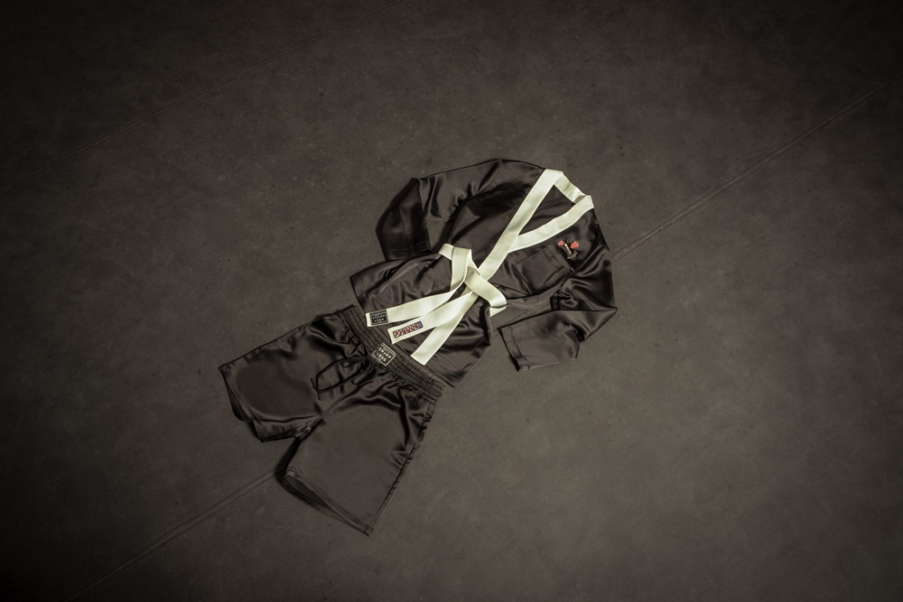 瘦子、小春及謝欣穎強力演繹！冠希操刀的 Emotionally Unavailable x Longchamp 聯乘王者系列正式登場！