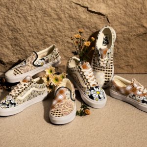 台灣販售預告｜最火變形蟲、雛菊小花元素一次擁有！ VANS 全新「MEADOW PATCHWORK 」系列即將開賣！