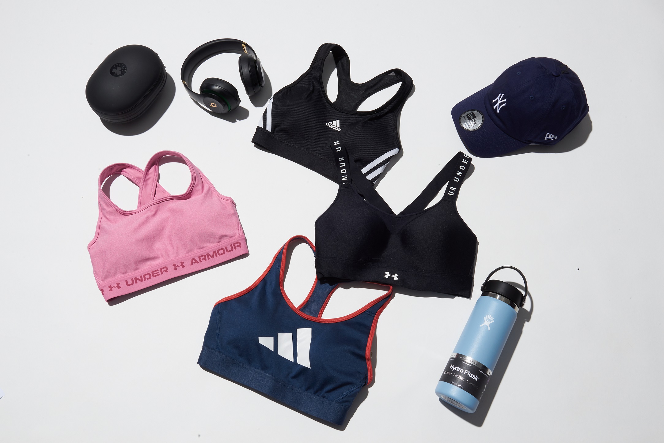 快帶媽媽一起入球鞋坑！各家運動品牌母親節優惠懶人包，不用再煩惱禮物啦！