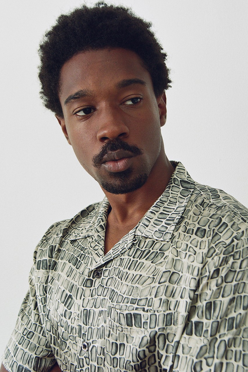 只穿聯名屌鞋怎麼行？搭配 Stüssy 2021 新款才剛好！