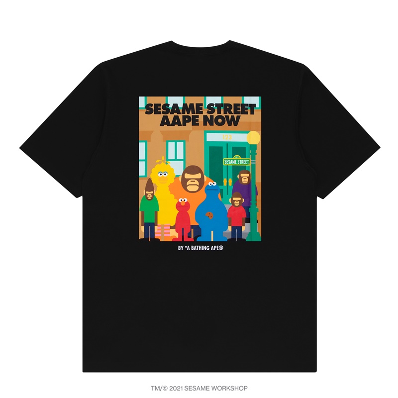 台灣販售預告｜極具話題的 APE BY *A BATHING APE® X SESAME STREET 聯乘系列登場！滿額還送限量玩偶鑰匙圈組！