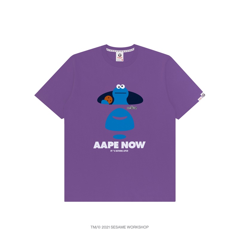台灣販售預告｜極具話題的 APE BY *A BATHING APE® X SESAME STREET 聯乘系列登場！滿額還送限量玩偶鑰匙圈組！