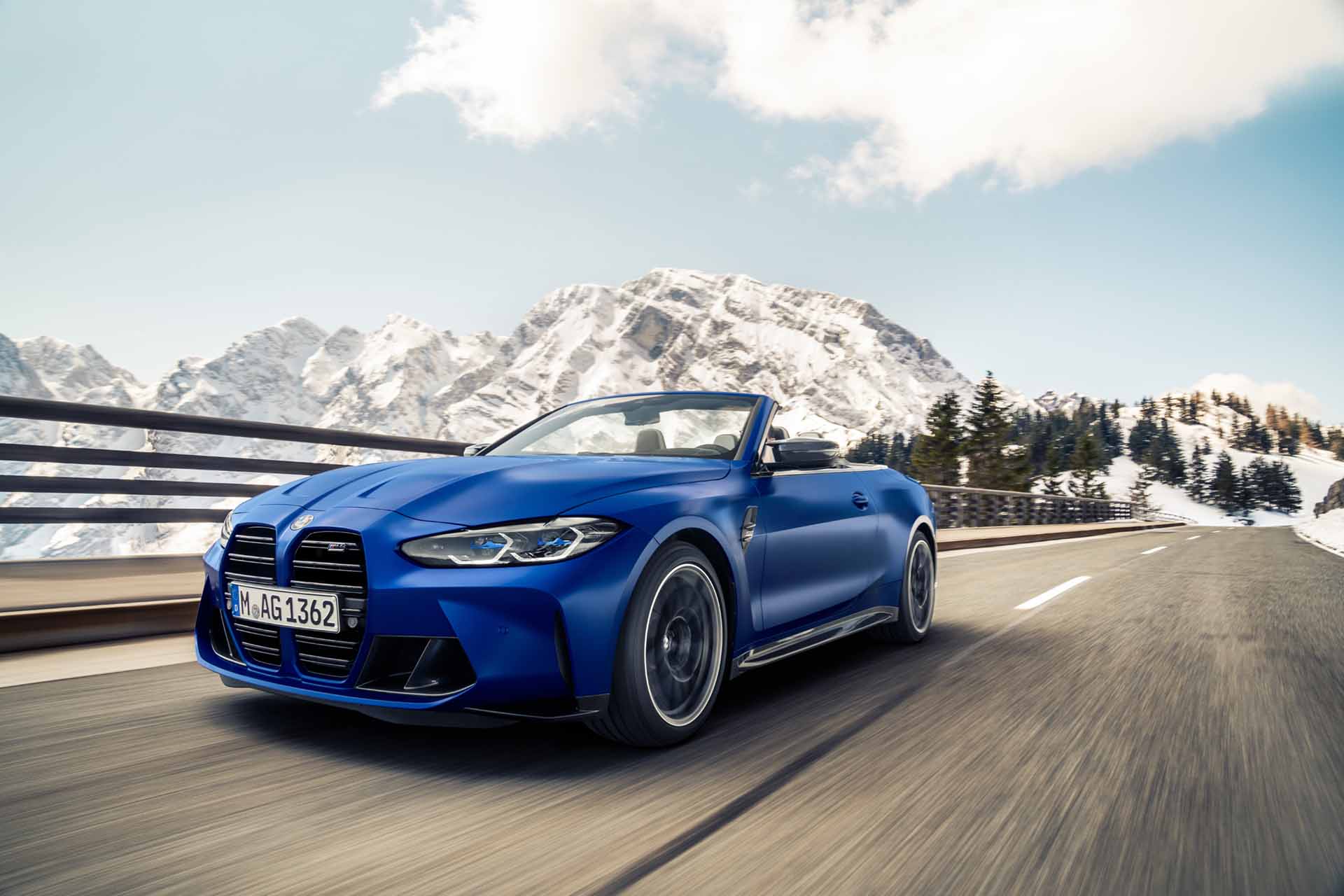 BMW M4 Competition Convertible-3