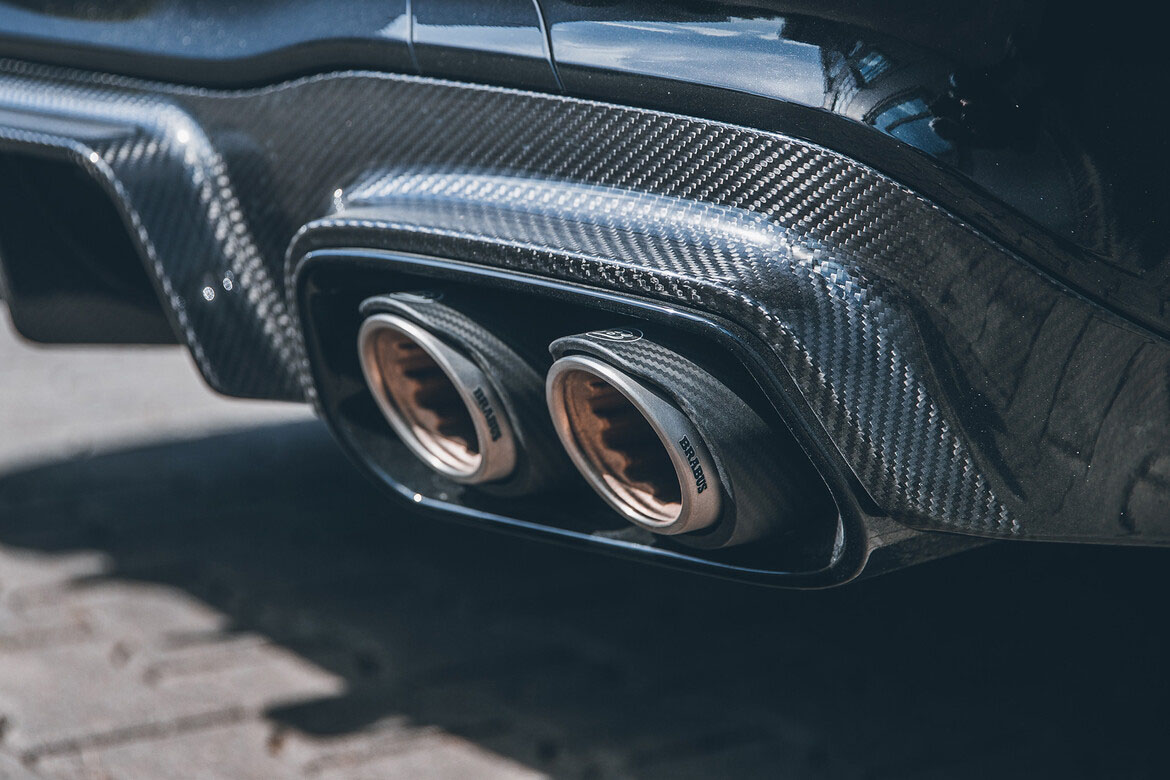 超跑都吃土！Brabus 800 讓 Mercedes-AMG E 63 更威更猛！