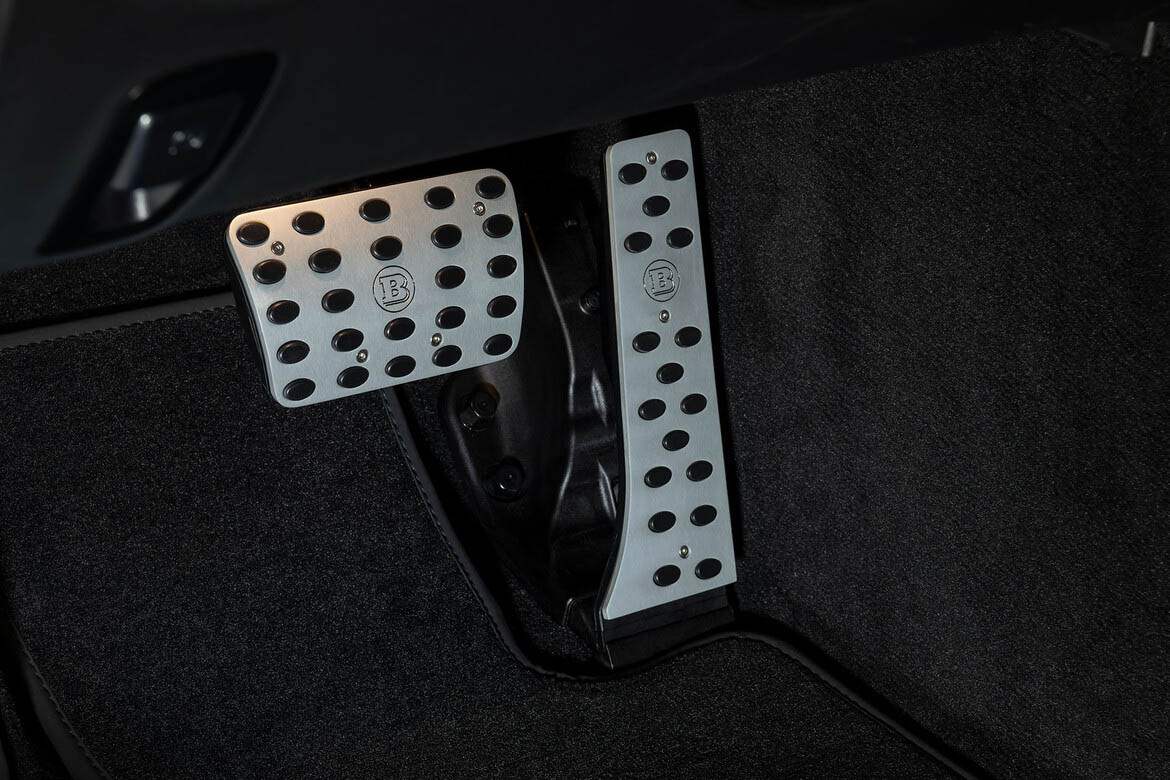 超跑都吃土！Brabus 800 讓 Mercedes-AMG E 63 更威更猛！