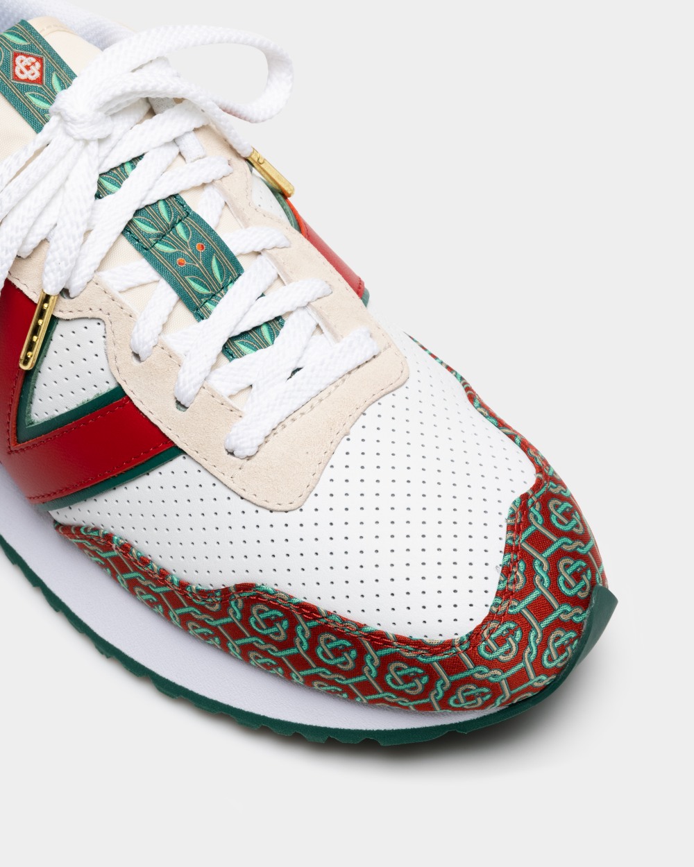 精緻花紋質感非凡！Casablanca x New Balance 全新聯名系列正式發佈，展現法式摩洛哥氛圍！