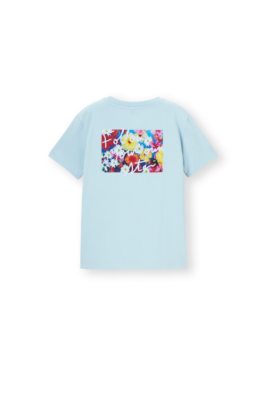 台灣販售預告｜如夢似幻的絕美花卉注入！ GU x  蜷川實花 M／mika ninagawa 聯乘系列即將開賣！