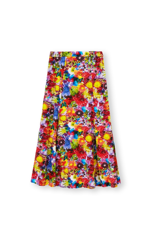 台灣販售預告｜如夢似幻的絕美花卉注入！ GU x  蜷川實花 M／mika ninagawa 聯乘系列即將開賣！