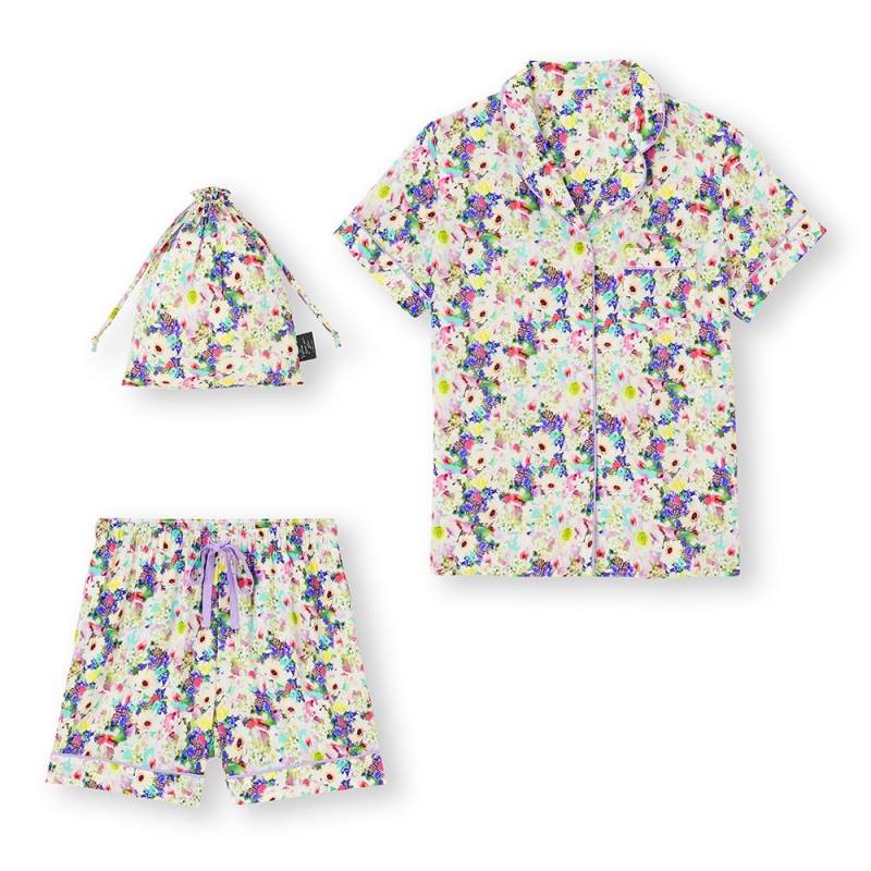 台灣販售預告｜如夢似幻的絕美花卉注入！ GU x  蜷川實花 M／mika ninagawa 聯乘系列即將開賣！