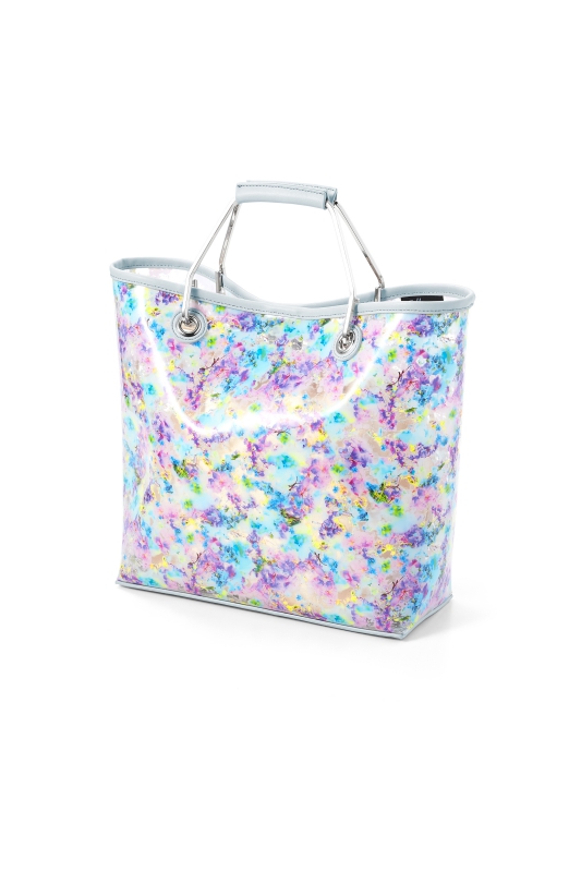 台灣販售預告｜如夢似幻的絕美花卉注入！ GU x  蜷川實花 M／mika ninagawa 聯乘系列即將開賣！