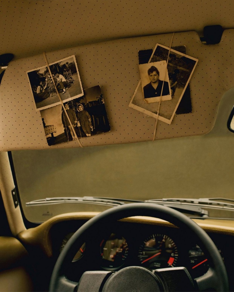 保時捷珠珠椅套好親切！一起來認識幕後推手 - 紐約時尚品牌 Aimé Leon Dore 的經典聯名