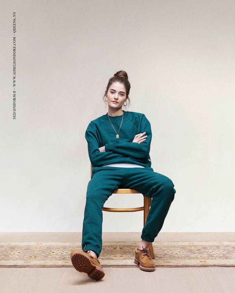 保時捷珠珠椅套好親切！一起來認識幕後推手 - 紐約時尚品牌 Aimé Leon Dore 的經典聯名