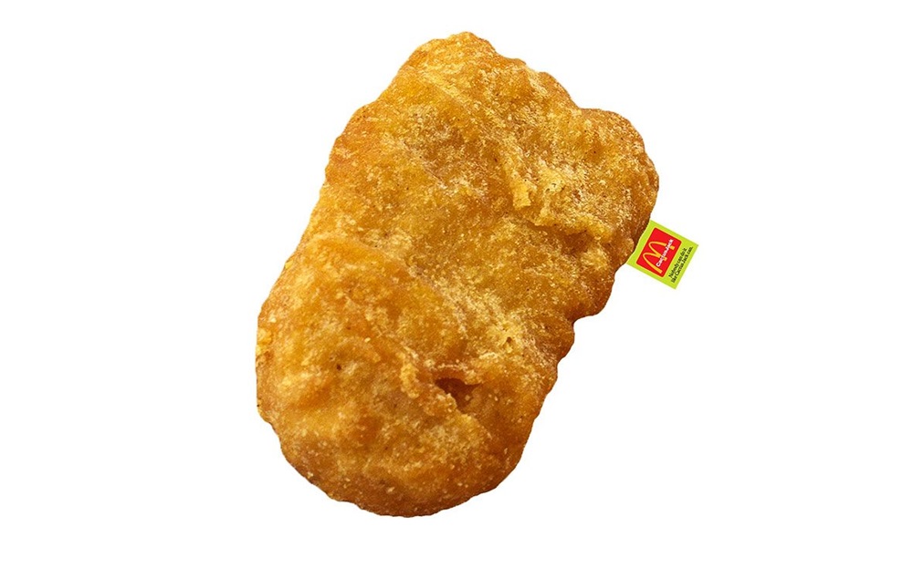 現代人買衣服不只要夠潮還要夠「好吃」？盤點 6 個美食 x 潮流跨界聯名神物！