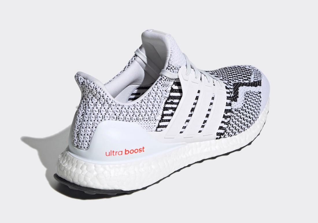 ultraboost dna zebra