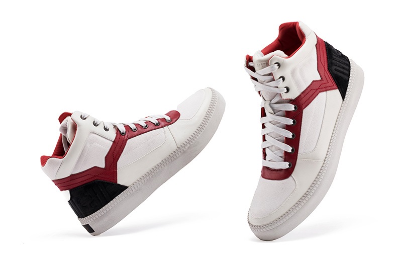 PlayStation x Nike PG5 開售在即，盤點這些年重磅「遊戲聯名球鞋」...竟然這麼多