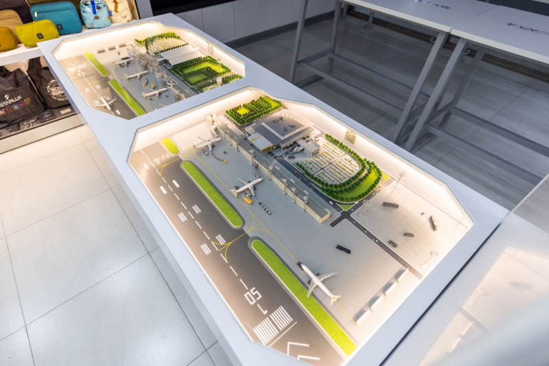 全球首間「星宇航空 x 7-11 主題門市」 24 小時歡迎光臨！航空迷準備偽登機出國吧！