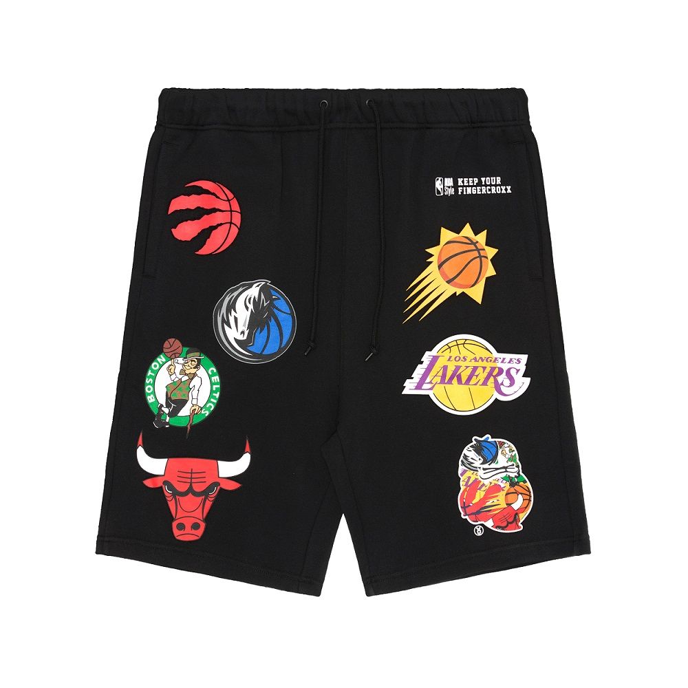 傳承籃球世代榮耀！香港街牌 fingercroxx 攜手 NBA 打造別注紀念系列，NBA Store 官網優惠活動同步開跑！