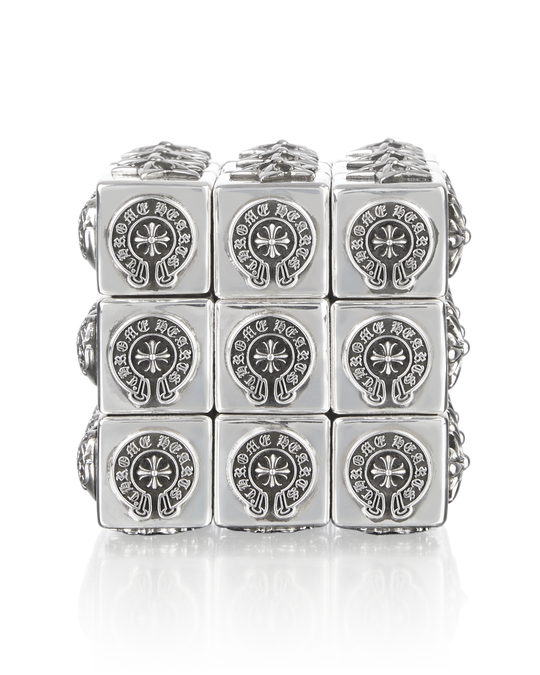 到底誰買得起啊？Chrome Hearts  釋出「要價 $20 萬台幣」的純銀魔術方塊