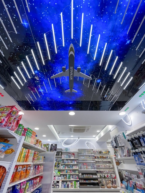 全球首間「星宇航空 x 7-11 主題門市」 24 小時歡迎光臨！航空迷準備偽登機出國吧！