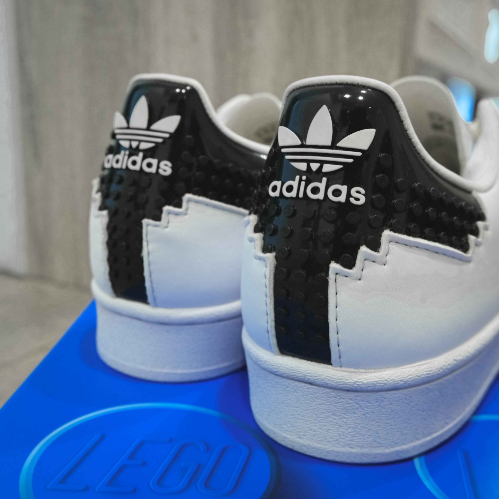 COOL 開箱｜鞋迷、積木迷們討論度超高！LEGO® adidas Originals Superstar 聯名系列搶先一覽，連鞋盒都吸睛！#文末贈獎