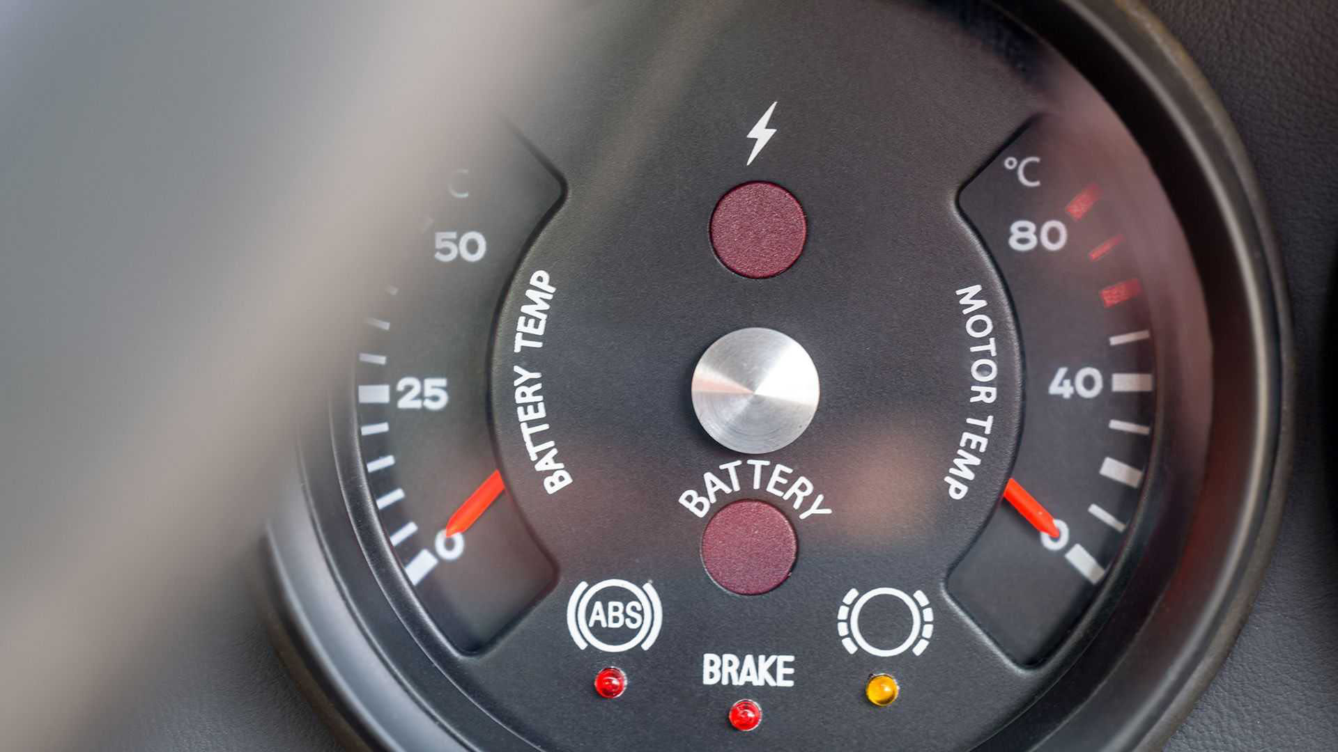 電氣轉生！Everrati 為老款 Porsche 911 換上新世代動力系統！