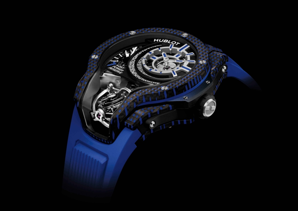 全球限量各「 8 」只！ HUBLOT 宇舶推出 MP-09 雙軸陀飛輪腕錶，注入業界第一 3D 彩色碳纖維！