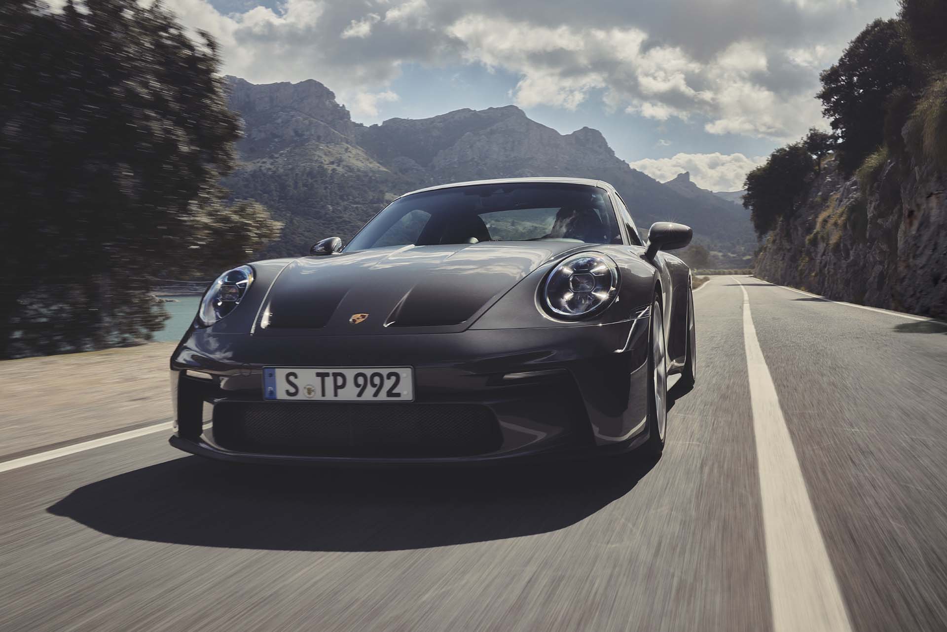 Porsche 911 GT3 Touring Package-1
