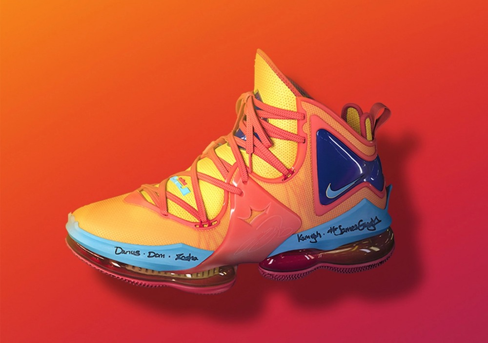 Space Jam：A New Legacy x Nike x Converse 系列