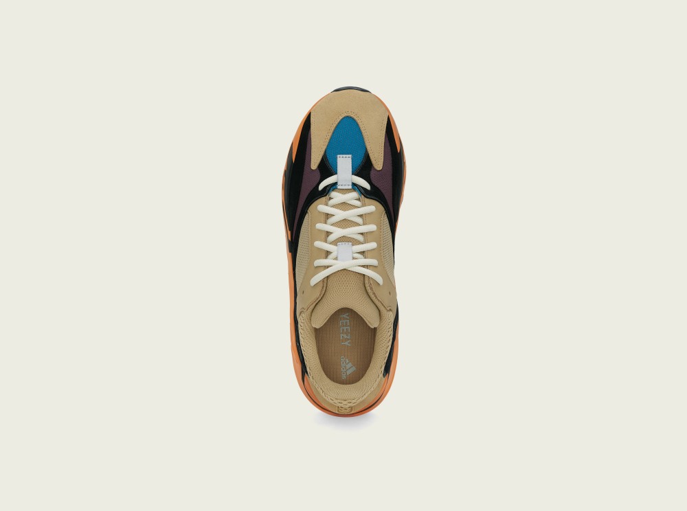 百搭大地色系登場！YEEZY BOOST 700 Enflame Amber 在台販售店點總整理
