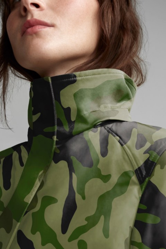 加拿大高端機能品牌 Canada Goose 推出的風雨衣，讓你從極地、雨淋到城市街頭都是主角！