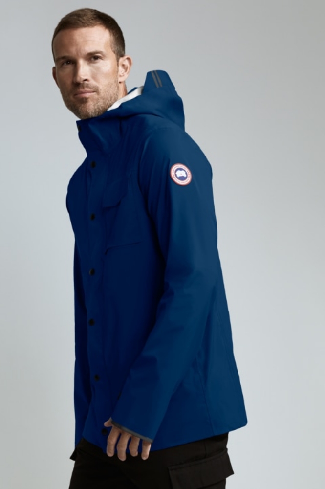 加拿大高端機能品牌 Canada Goose 推出的風雨衣，讓你從極地、雨淋到城市街頭都是主角！