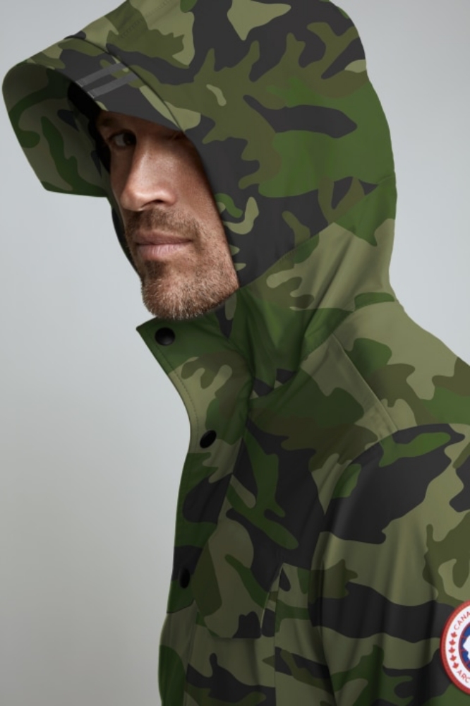 加拿大高端機能品牌 Canada Goose 推出的風雨衣，讓你從極地、雨淋到城市街頭都是主角！