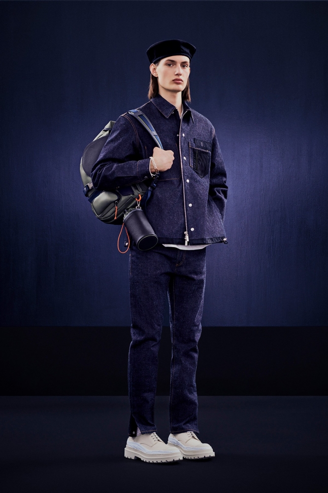 這神仙組合只能選擇剁手！雙強聯手 Dior x sacai 重磅聯名系列正式發佈！