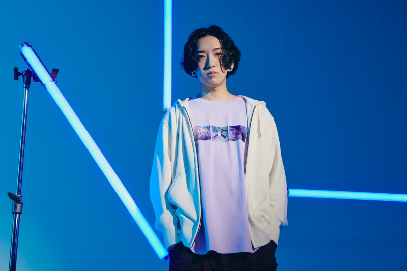 台灣販售預告｜日本爆紅雙人音樂組合！ UNIQLO x YOASOBI 聯名 UT 系列即將登台，加映免費線上演唱會！