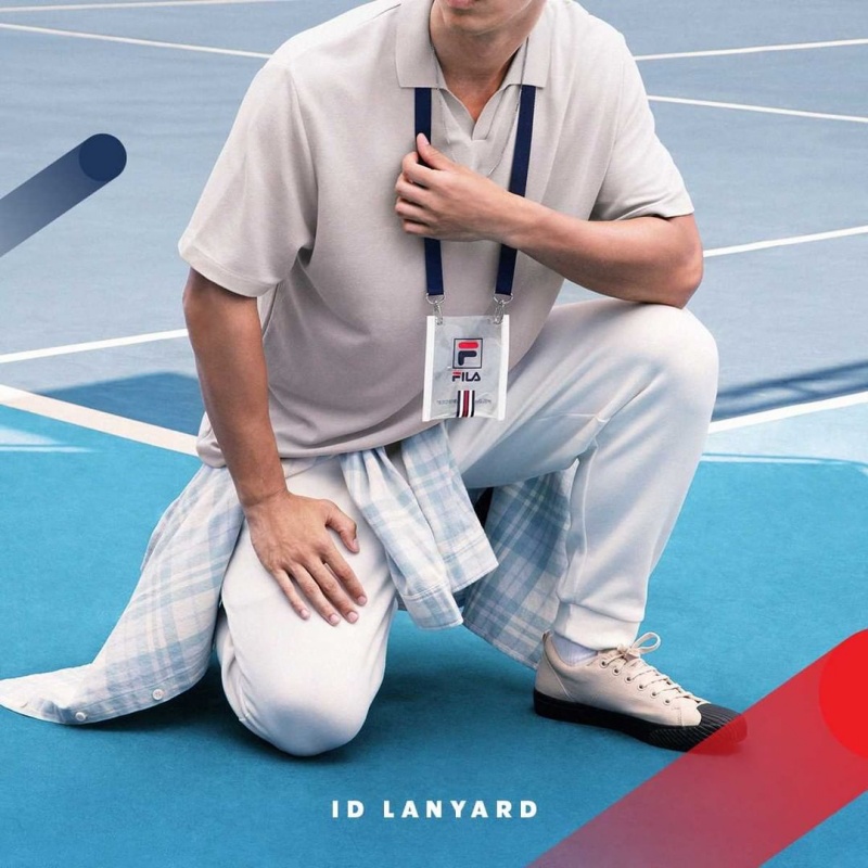 運動街頭風！星巴克 x FILA 聯名系列釋出，經典紅藍白隨行杯、包袋 12 大品項一次看！