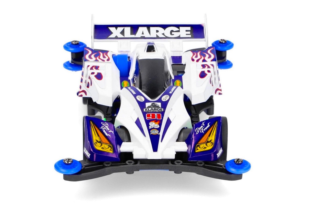 記得《爆走兄弟》嗎？XLARGE x TAMIYA 「聯名旋風衝鋒」四驅車本週發售